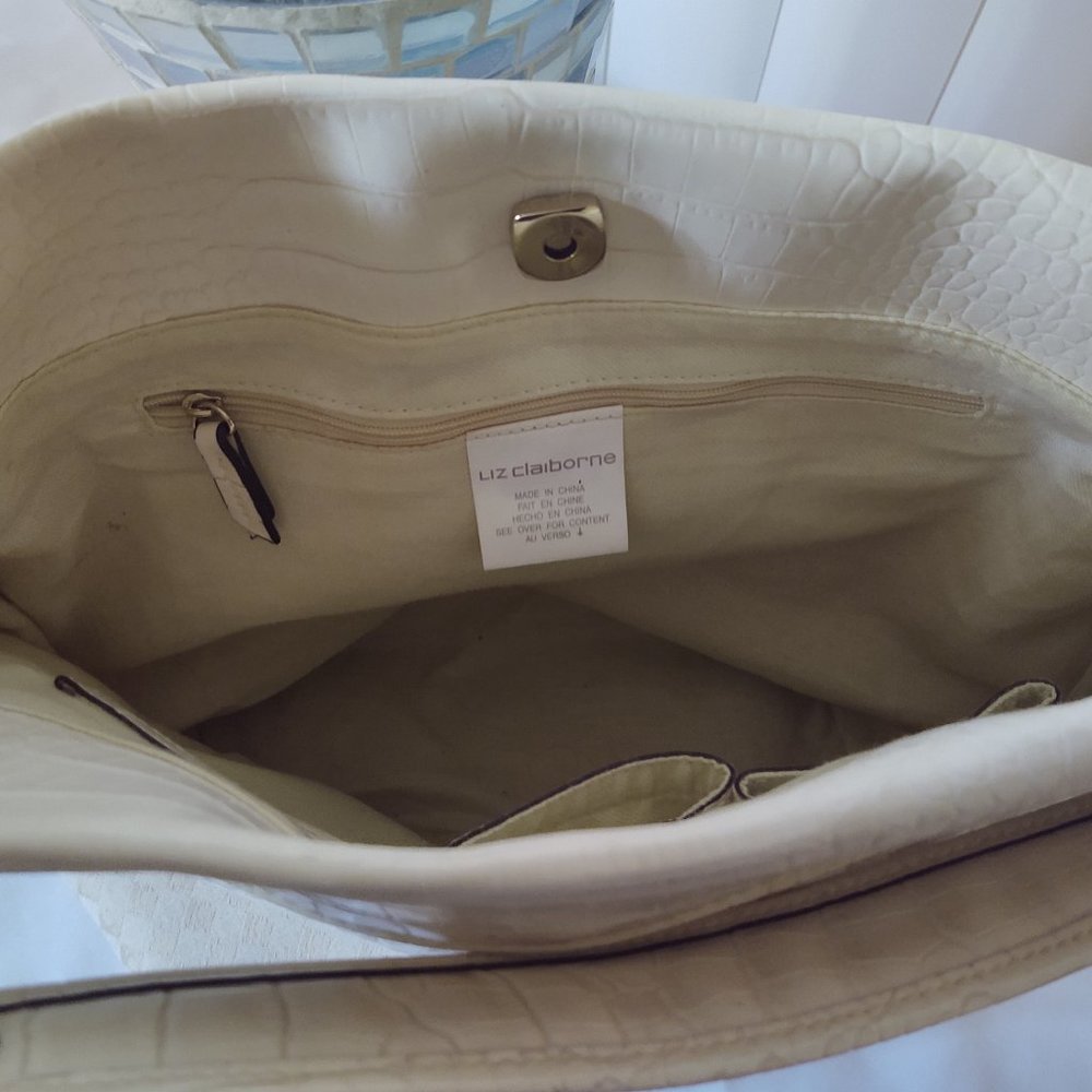 Off-white Liz Claiborne hand bag